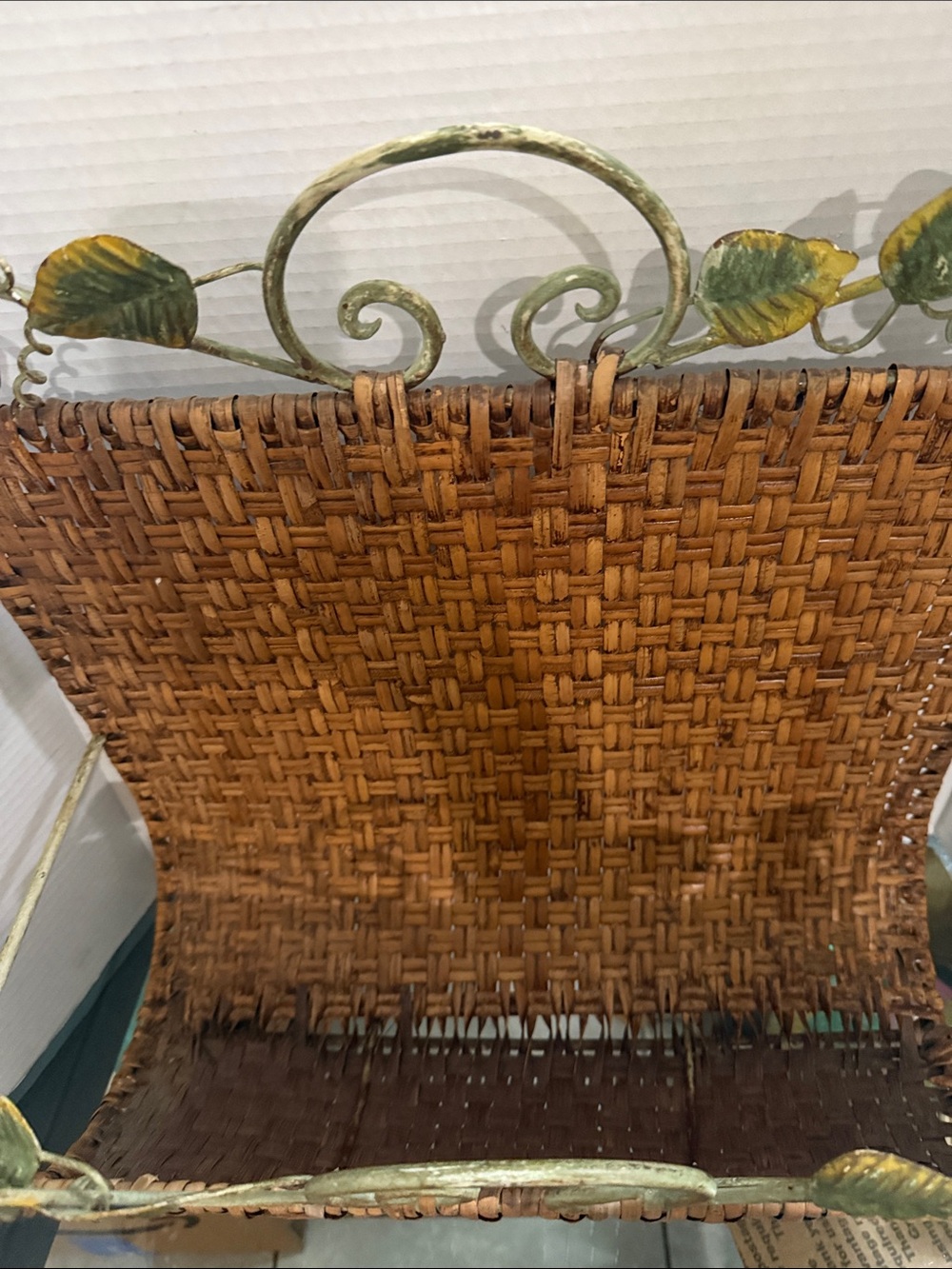 Vintage Magazine Rack - Picture 4 of 5
